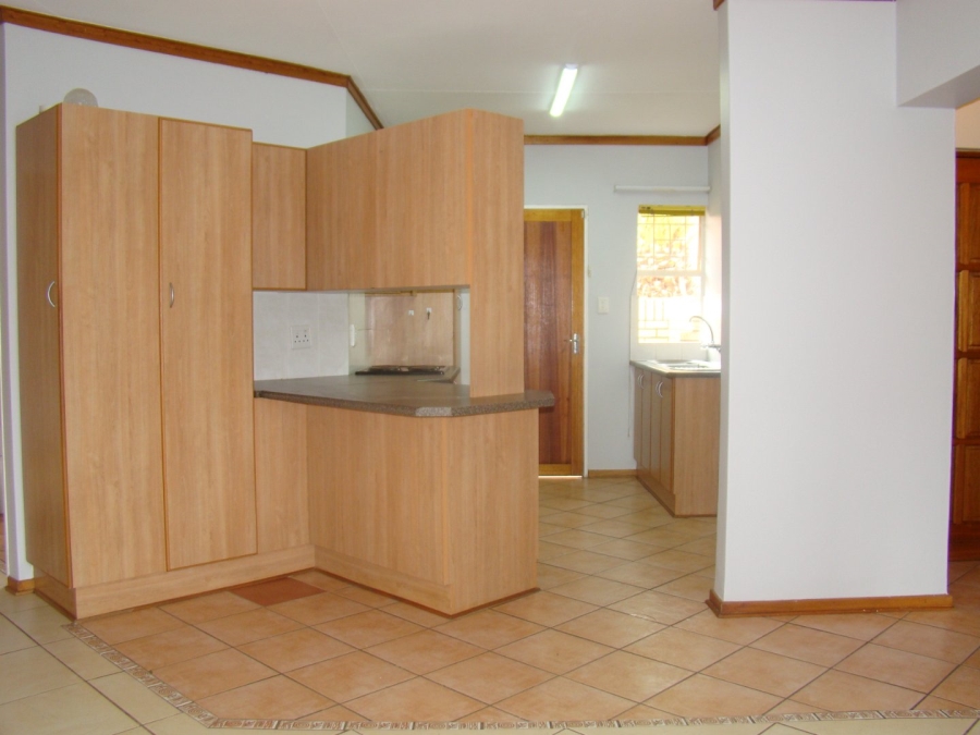 2 Bedroom Property for Sale in Langenhovenpark Free State